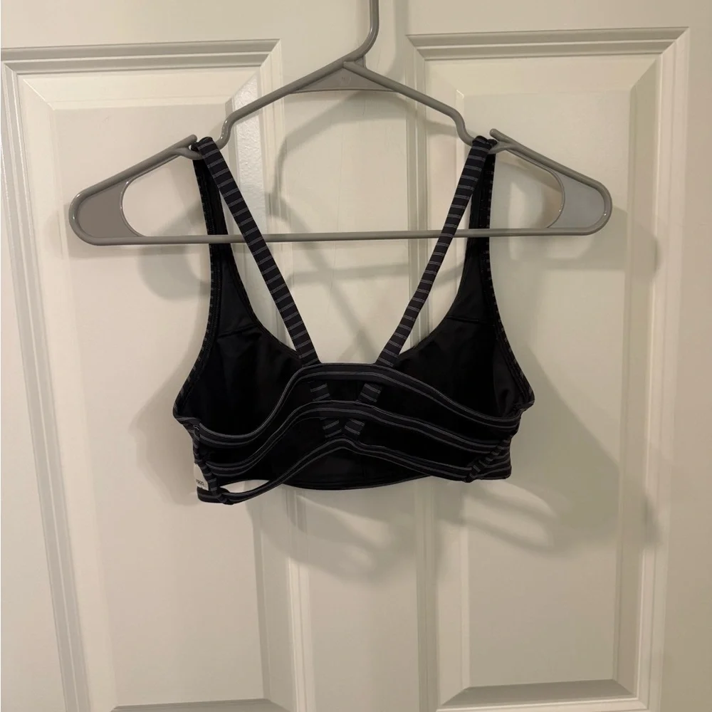 Vuori stripe Yosemite bra black stripe size XS - Picture 2 of 2